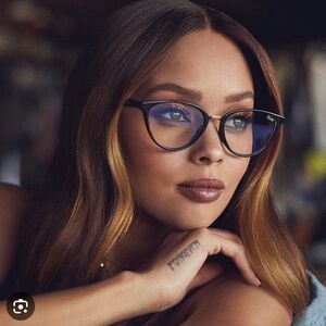 Quay Australia ‘Rumours’ Tortoise Blue Light Glasses